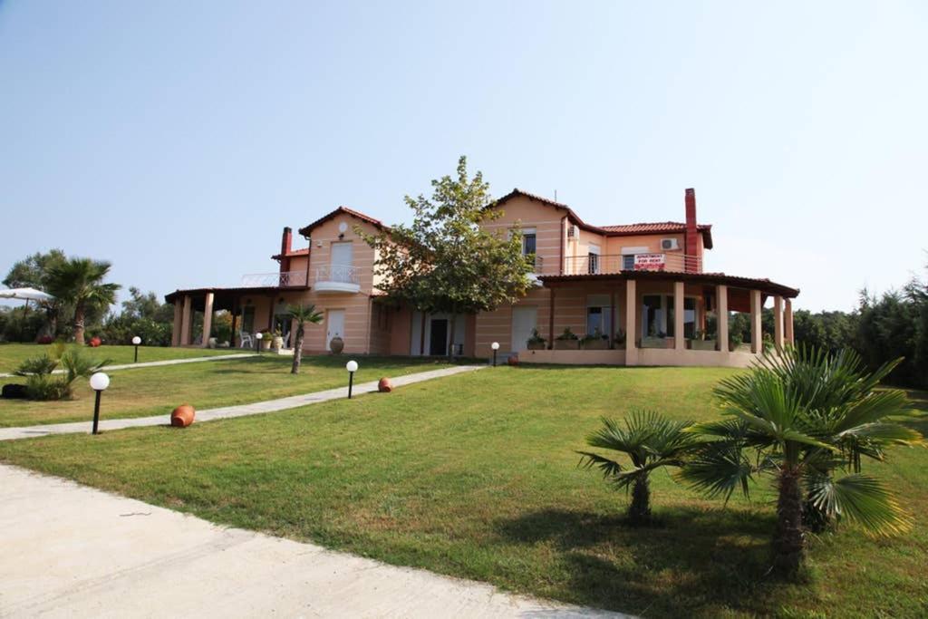 Wonderful Villa With Great View In Posidi-Kalandra Exterior photo