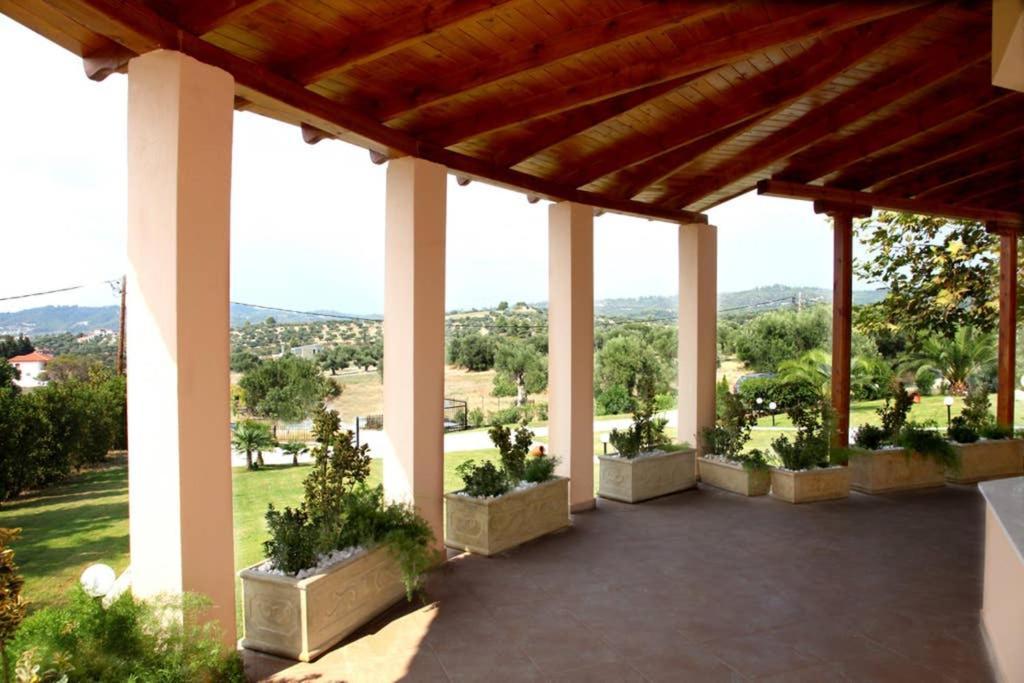 Wonderful Villa With Great View In Posidi-Kalandra Exterior photo